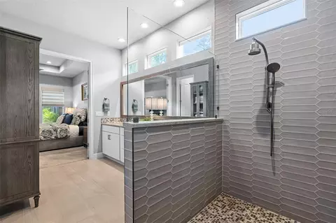 Bath - 463 Stirling Bridge Dr, Ormond Beach, FL 32174 photo 3 of 6
