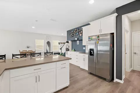 Kitchen - 542 Silver Landing Dr, Saint Augustine, FL 32092 photo 5 of 5