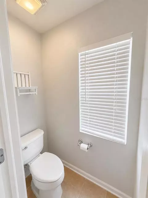Bath - 9950 58th St E, Parrish, FL 34219 photo 6 of 7