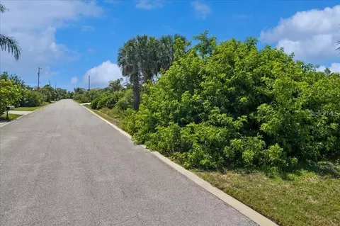 16 Mahoe Dr N, Palm Coast, FL 32137