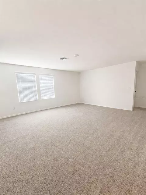 Living - 9589 Sandy Bluffs Cir, Parrish, FL 34219 photo 3 of 3