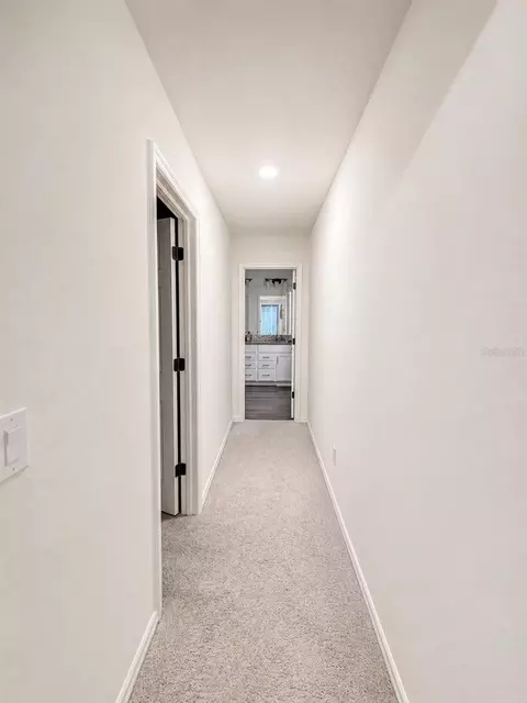 Entry Way - 9589 Sandy Bluffs Cir, Parrish, FL 34219 photo 1 of 2