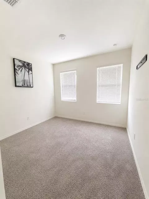 Bedroom - 9589 Sandy Bluffs Cir, Parrish, FL 34219 photo 6 of 6