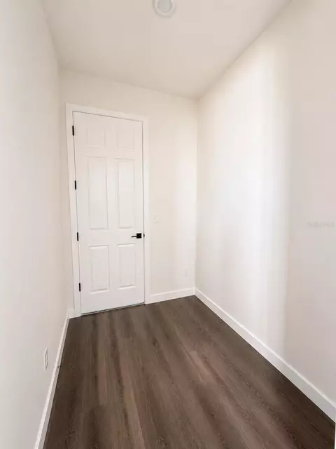 Entry Way - 9589 Sandy Bluffs Cir, Parrish, FL 34219 photo 2 of 2