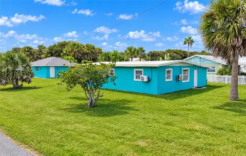 2328 S Daytona Ave, Flagler Beach, FL 32136