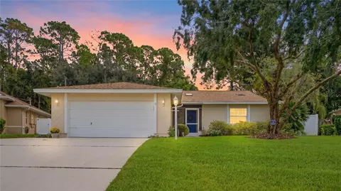 12 Woodford Ln, Palm Coast, FL 32164