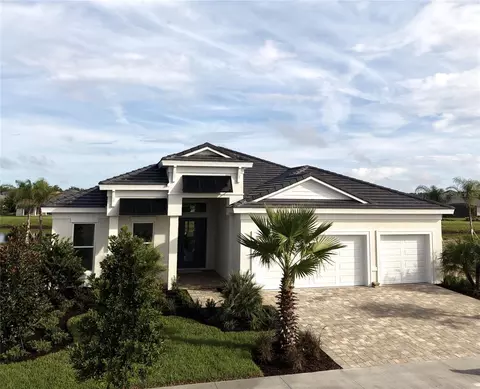 1561 Lake Bank Ln, Deland, FL 32724