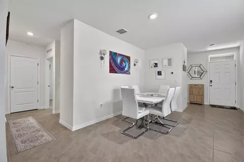Entry Way - 1337 Cork Dr, Ormond Beach, FL 32174 photo 3 of 5