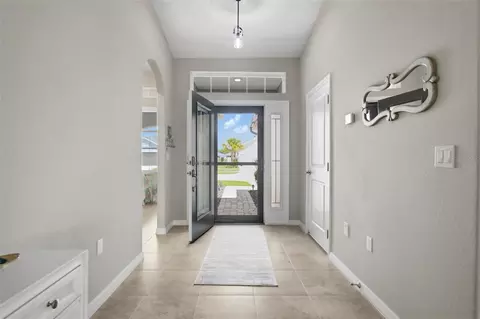 Entry Way - 7 Tideway Trl, Palm Coast, FL 32137 photo 2 of 10