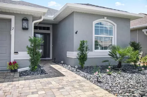 Exterior - 7 Tideway Trl, Palm Coast, FL 32137 photo 4 of 12