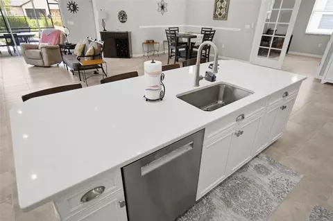 Kitchen - 7 Tideway Trl, Palm Coast, FL 32137 photo 4 of 7