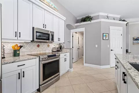 Kitchen - 109 Bay Lake Dr, Ormond Beach, FL 32174 photo 5 of 6