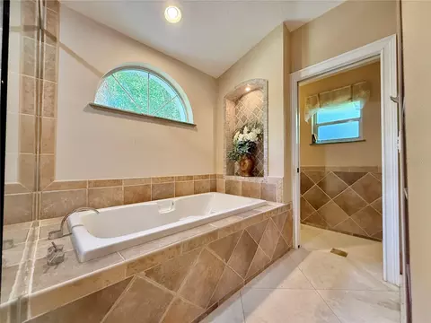 Bath - 1481 Lambert Ave, Flagler Beach, FL 32136 photo 4 of 12
