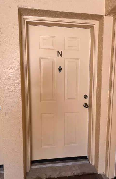 Entry Way - 4600 E Moody Blvd #8N, Bunnell, FL 32110 photo 2 of 2