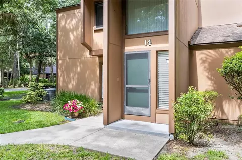 14 Oakmont Ct #14, Palm Coast, FL 32137