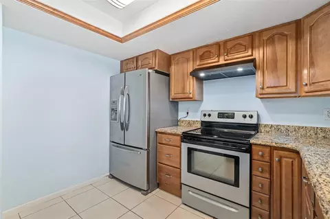 Kitchen - 6 Concord Dr, Ormond Beach, FL 32176 photo 4 of 5