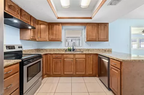 Kitchen - 6 Concord Dr, Ormond Beach, FL 32176 photo 3 of 5