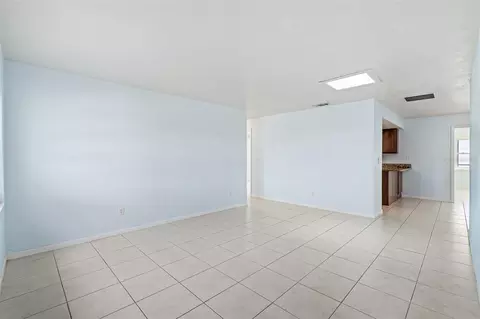 Living - 6 Concord Dr, Ormond Beach, FL 32176 photo 5 of 10