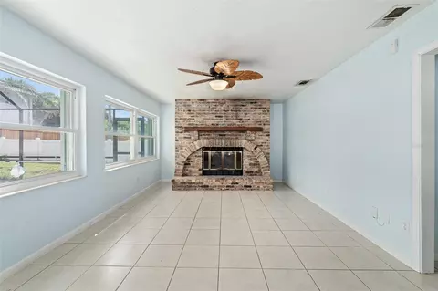 Living - 6 Concord Dr, Ormond Beach, FL 32176 photo 8 of 10