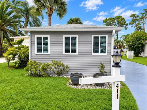 411 Oak Cove Rd, Titusville, FL 32780