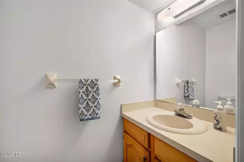 Bath - 7 Waterfront Ct, Ormond Beach, FL 32174 photo 4 of 7