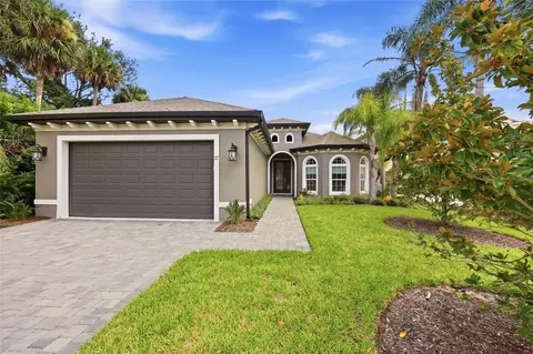 27 S Riverwalk Dr, Palm Coast, FL 32137
