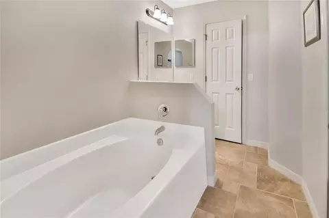 Bath - 151 Osprey Marsh Ln, Saint Augustine, FL 32086 photo 1 of 4