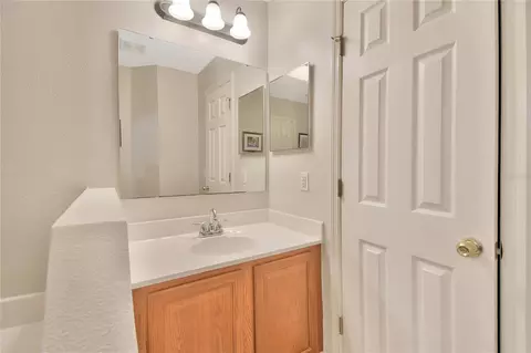 Bath - 151 Osprey Marsh Ln, Saint Augustine, FL 32086 photo 2 of 4
