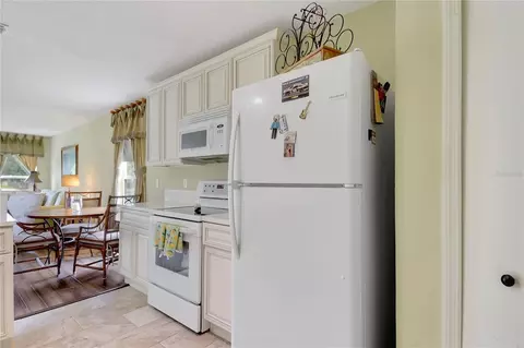 Kitchen - 965 Wynfield Cir, Saint Augustine, FL 32092 photo 2 of 3