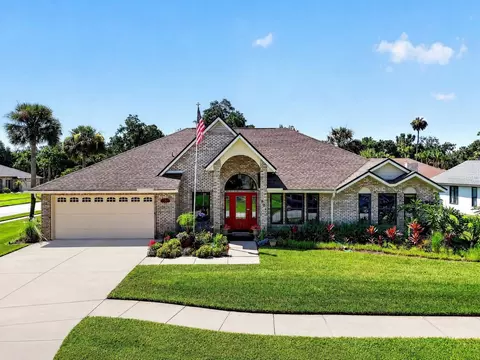 901 Oetter Dr, South Daytona, FL 32119
