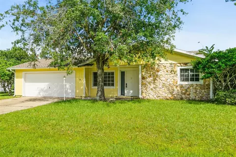 38 E Diamond Dr, Palm Coast, FL 32164