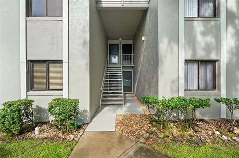 310 Palm Coast Pkwy NE UNIT 204, Palm Coast, FL 32137