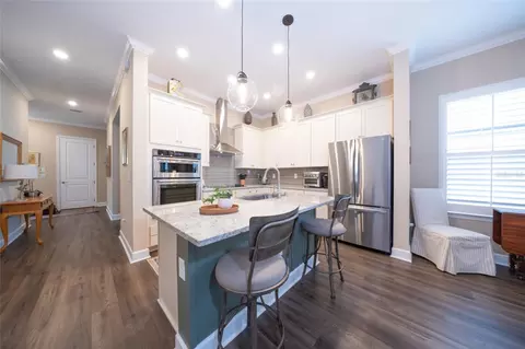 Kitchen - 1303 Bangor Dr, Ormond Beach, FL 32174 photo 5 of 7