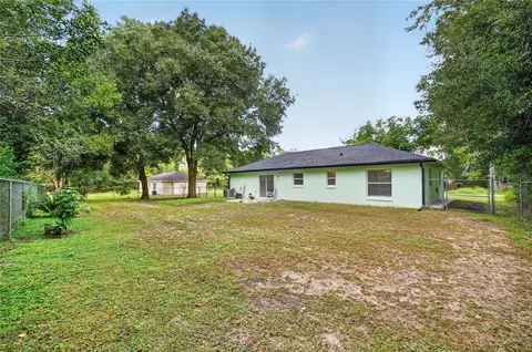 Exterior - 6740 SE 52nd Pl, Ocala, FL 34472 photo 5 of 6
