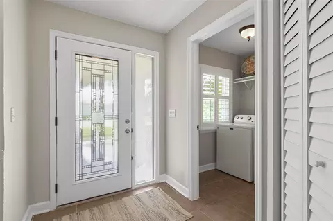 Entry Way - 8 Fleming Ct, Palm Coast, FL 32137 photo 3 of 4