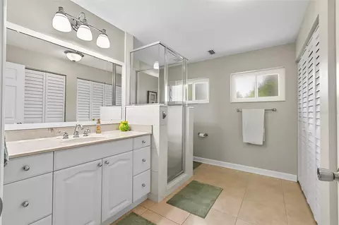 Bath - 8 Fleming Ct, Palm Coast, FL 32137 photo 1 of 6