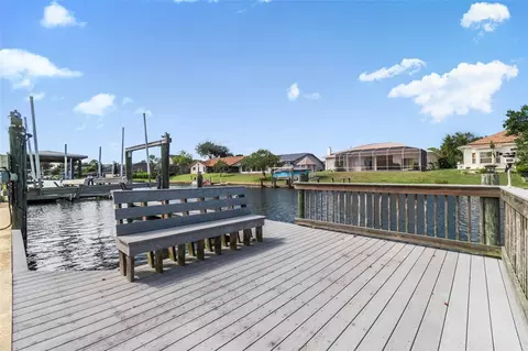 Exterior - 8 Fleming Ct, Palm Coast, FL 32137 photo 8 of 10