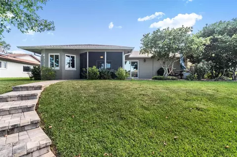 Exterior - 8 Fleming Ct, Palm Coast, FL 32137 photo 9 of 10