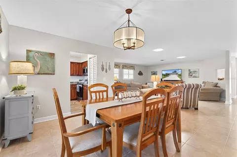 Dining - 8 Fleming Ct, Palm Coast, FL 32137 photo 2 of 5