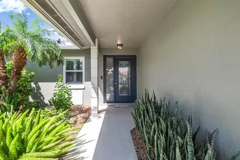 Entry Way - 8 Fleming Ct, Palm Coast, FL 32137 photo 1 of 4