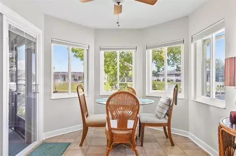 Dining - 8 Fleming Ct, Palm Coast, FL 32137 photo 5 of 5
