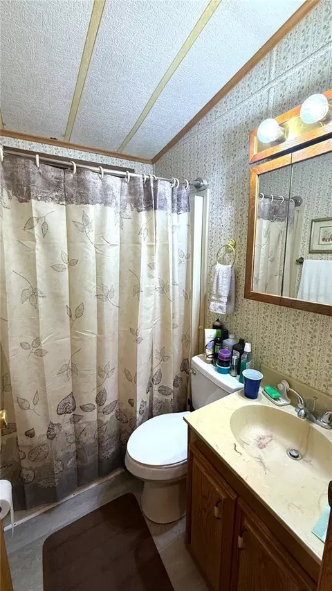 Bath - 52 Deer Run Dr, Bunnell, FL 32110 photo 1 of 1