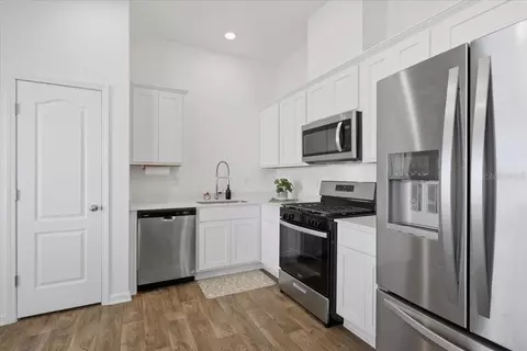 Kitchen - 80 Bogey Pl, Bunnell, FL 32110 photo 2 of 5