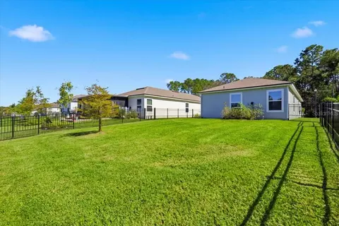 Exterior - 80 Bogey Pl, Bunnell, FL 32110 photo 4 of 9