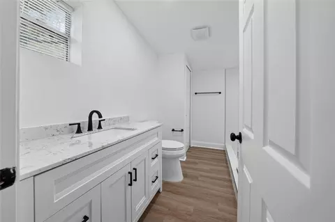 Bath - 675 Madeore St, Saint Augustine, FL 32084 photo 2 of 3