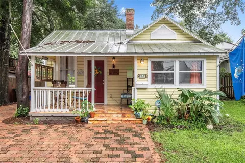 Exterior - 93 Lincoln St, Saint Augustine, FL 32084 photo 1 of 9