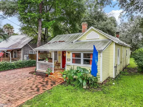 Exterior - 93 Lincoln St, Saint Augustine, FL 32084 photo 8 of 9