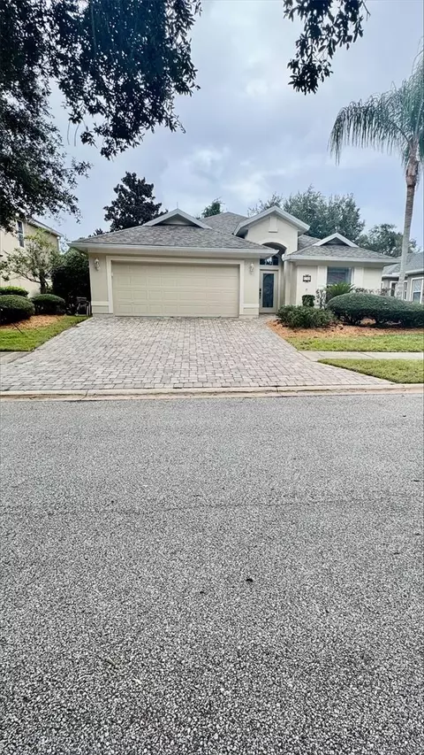 74 Southlake Dr, Palm Coast, FL 32137