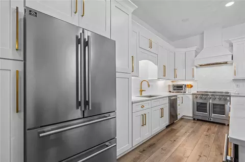 Kitchen - 22 Foxfords Chase, Ormond Beach, FL 32174 photo 3 of 4