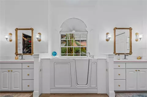 Bath - 22 Foxfords Chase, Ormond Beach, FL 32174 photo 1 of 7